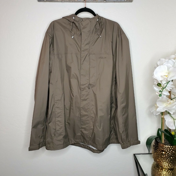 LL Bean Trail Model Rain Jacket Full Zip Trail - Picture 2 of 6